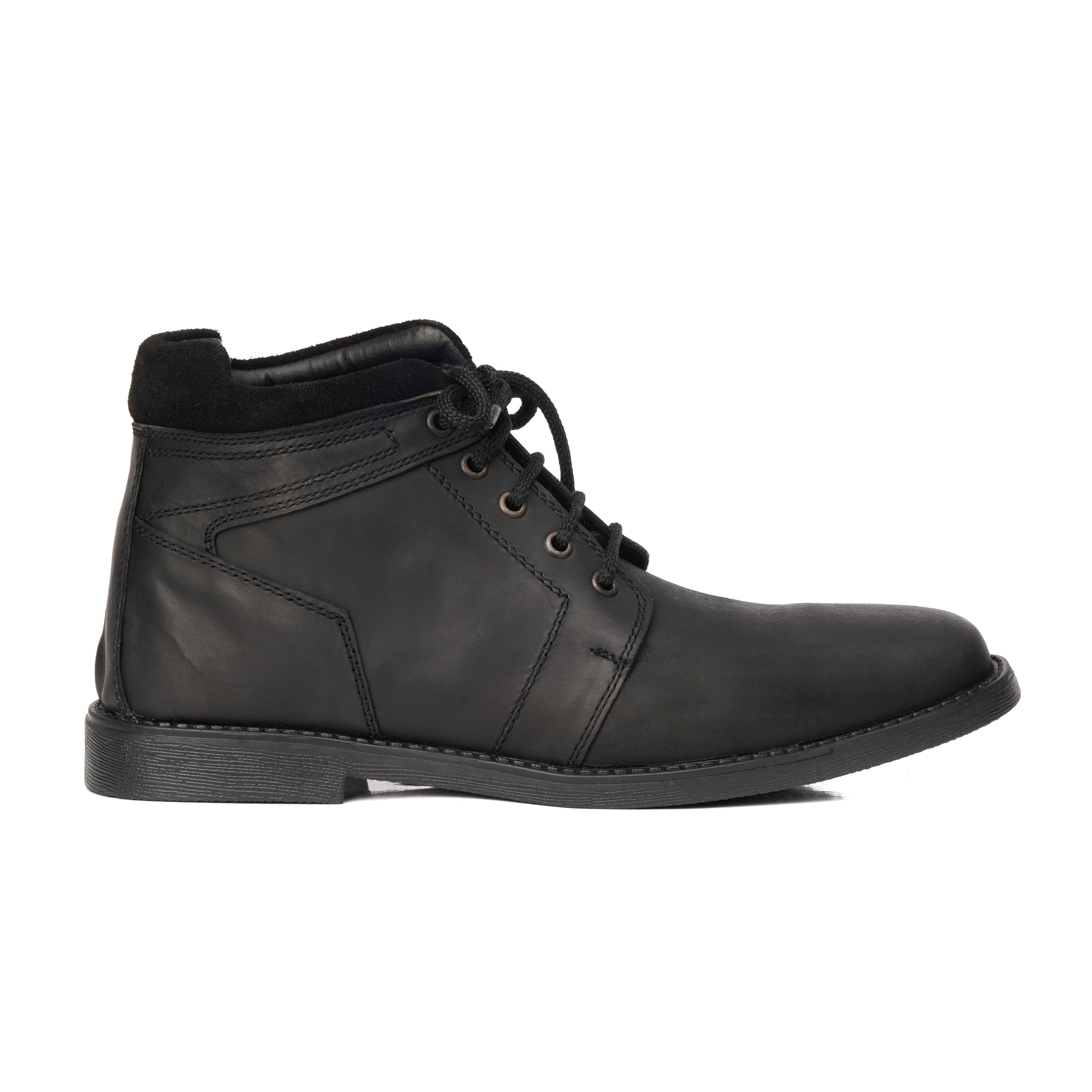 Black Ankle Boots in Oily Cow Leather