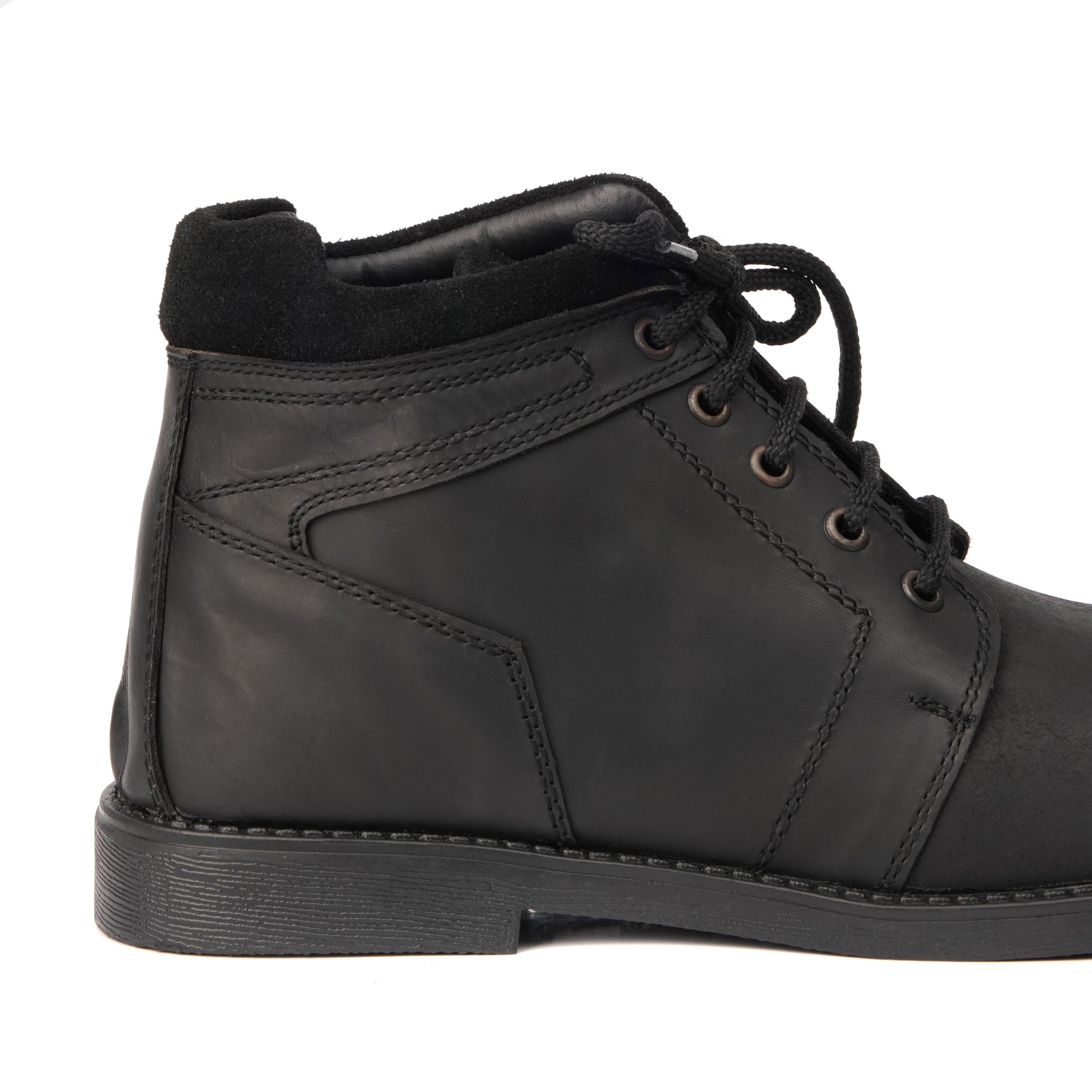 Black Ankle Boots in Oily Cow Leather